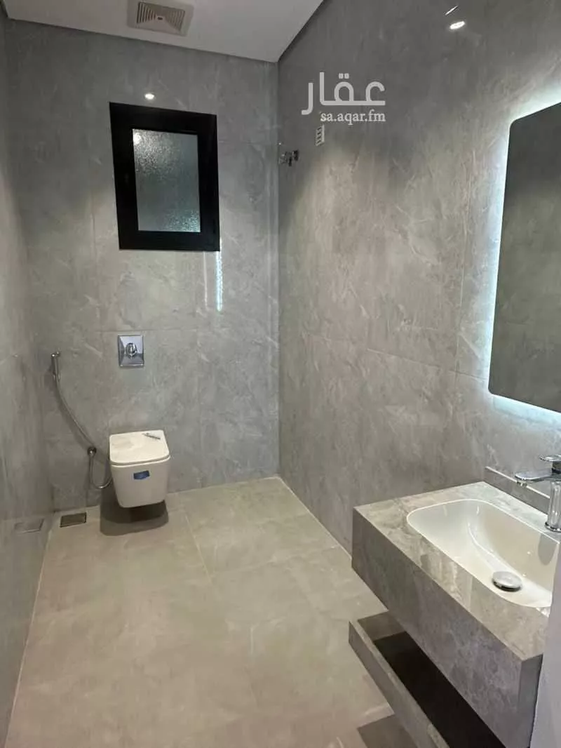 1500 sqm office in As Salhiyah 4