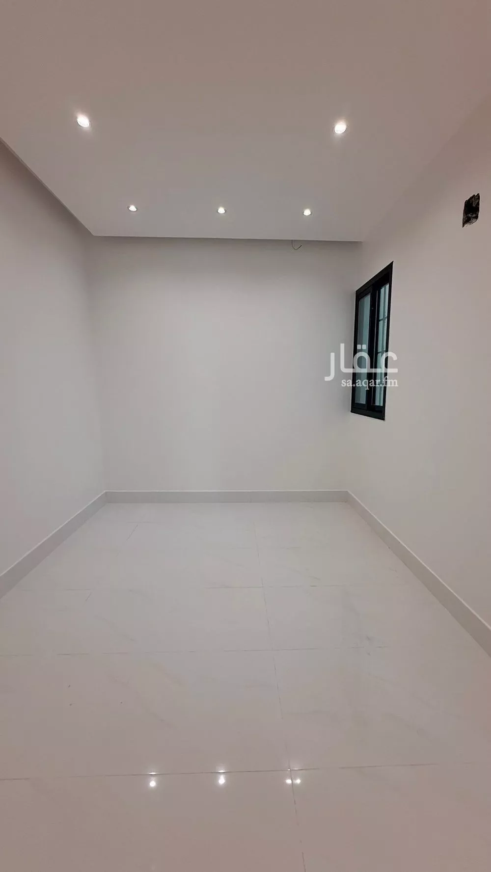 فيلا 5 غرف في العريجاء الغربية 11