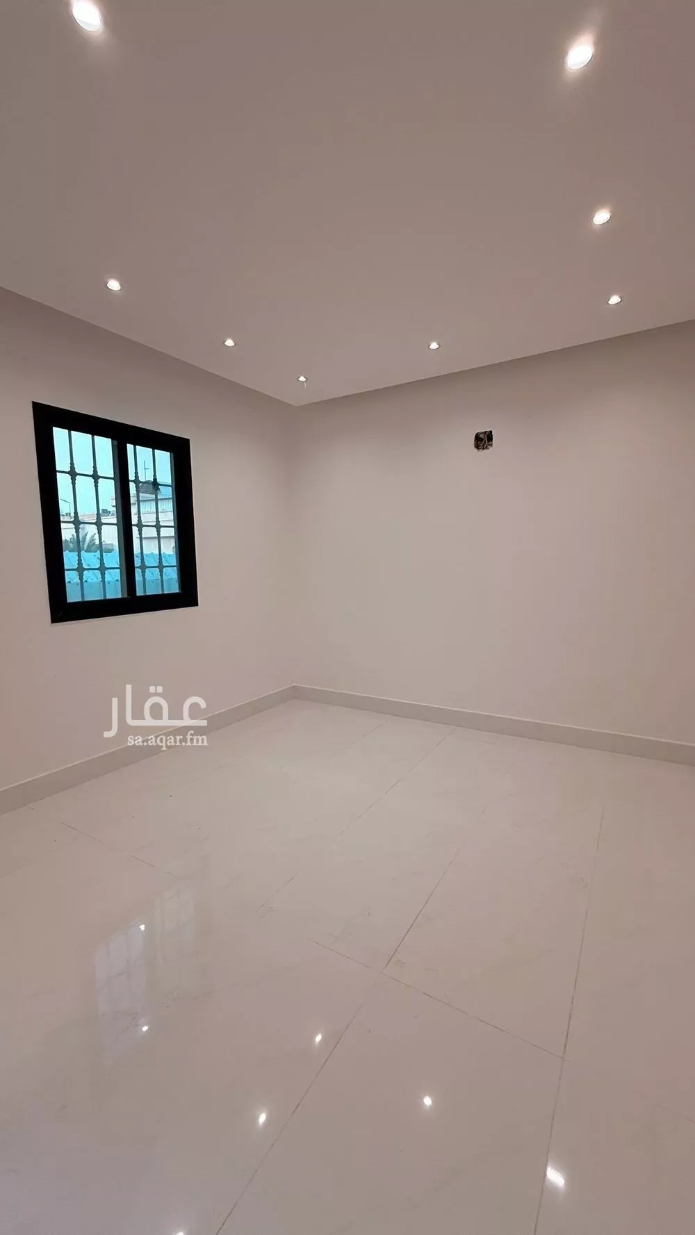 فيلا 5 غرف في العريجاء الغربية 9