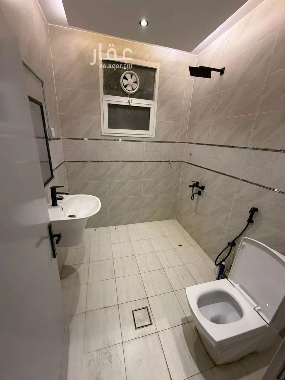 شقة 1 غرف في الازدهار 3