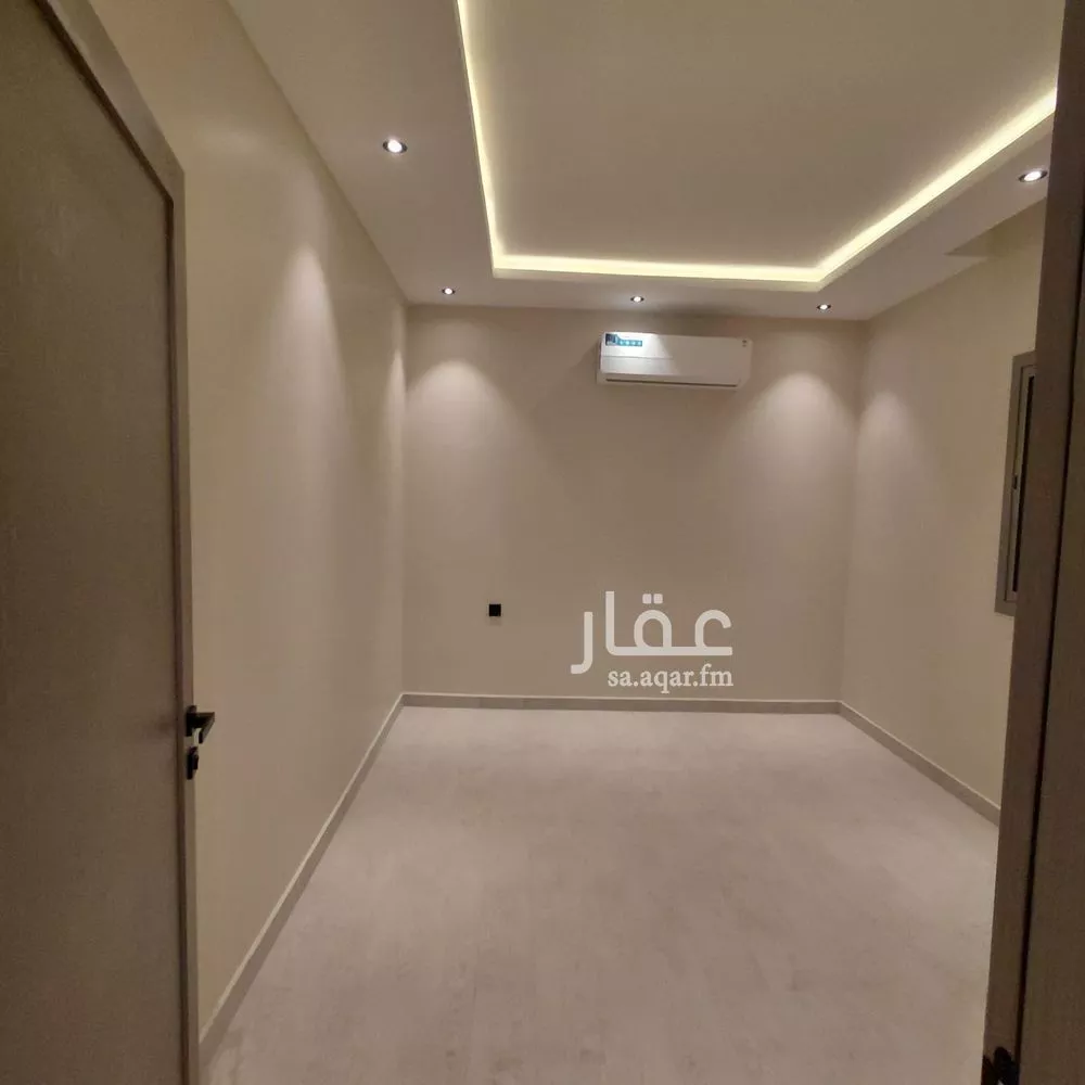 7 bedroom villa in Al Yarmouk, Riyadh 8
