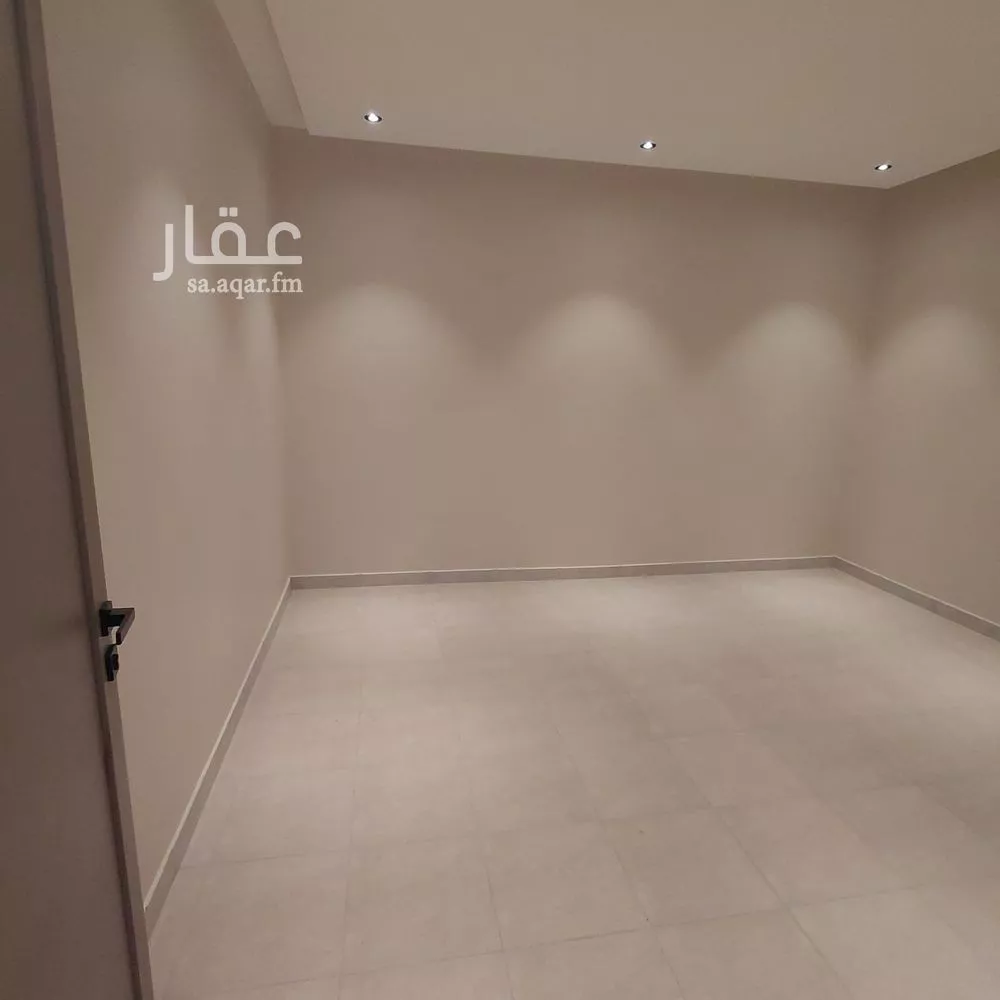7 bedroom villa in Al Yarmouk, Riyadh 10