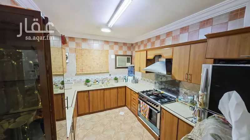 3 bedroom apartment in Al Ruwais, Jeddah 8