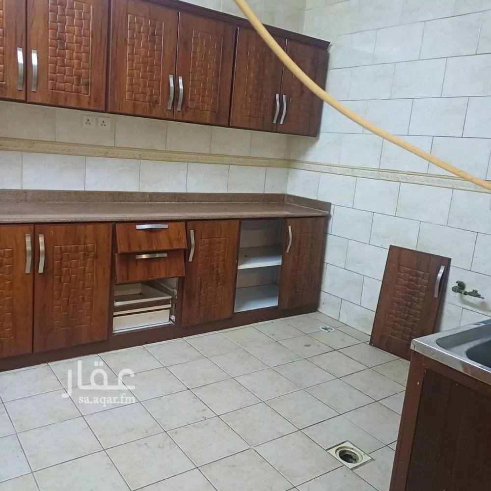 3 bedroom apartment in Al Wadi 2