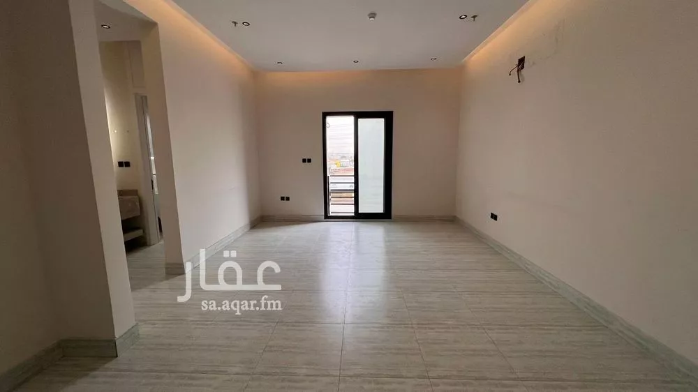 3 bedroom apartment in Al Rimal 7