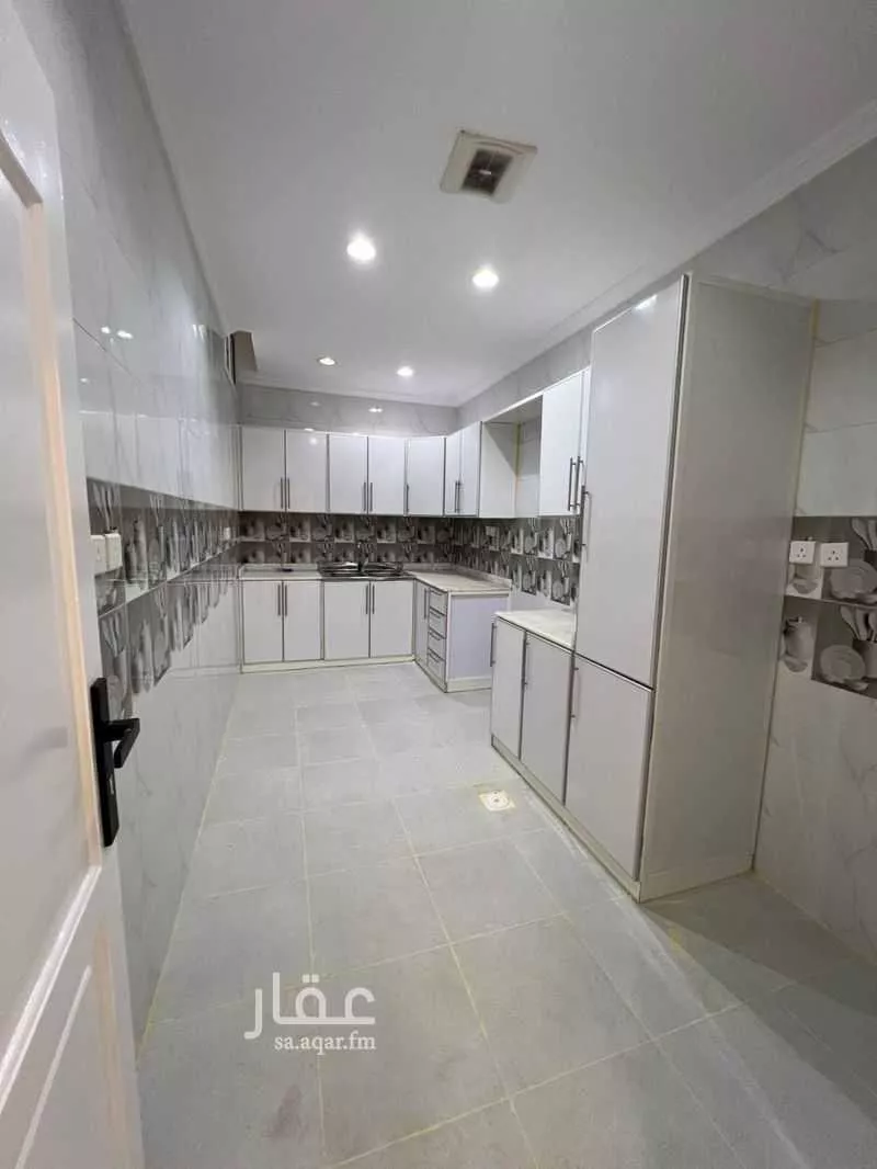 4 bedroom building in Al Safa, Jeddah 16