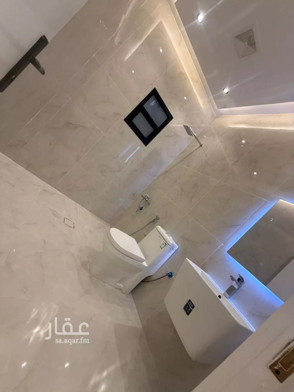 شقة 2 غرف في الحمراء 11