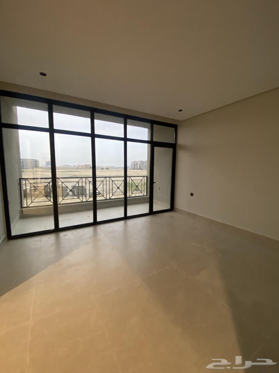 شقة 5 غرف في الحمرا 5