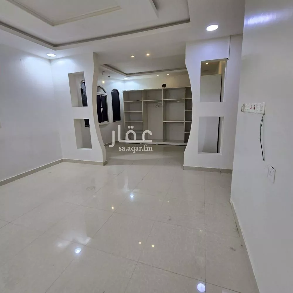 5 bedroom villa in Tuwaiq 2