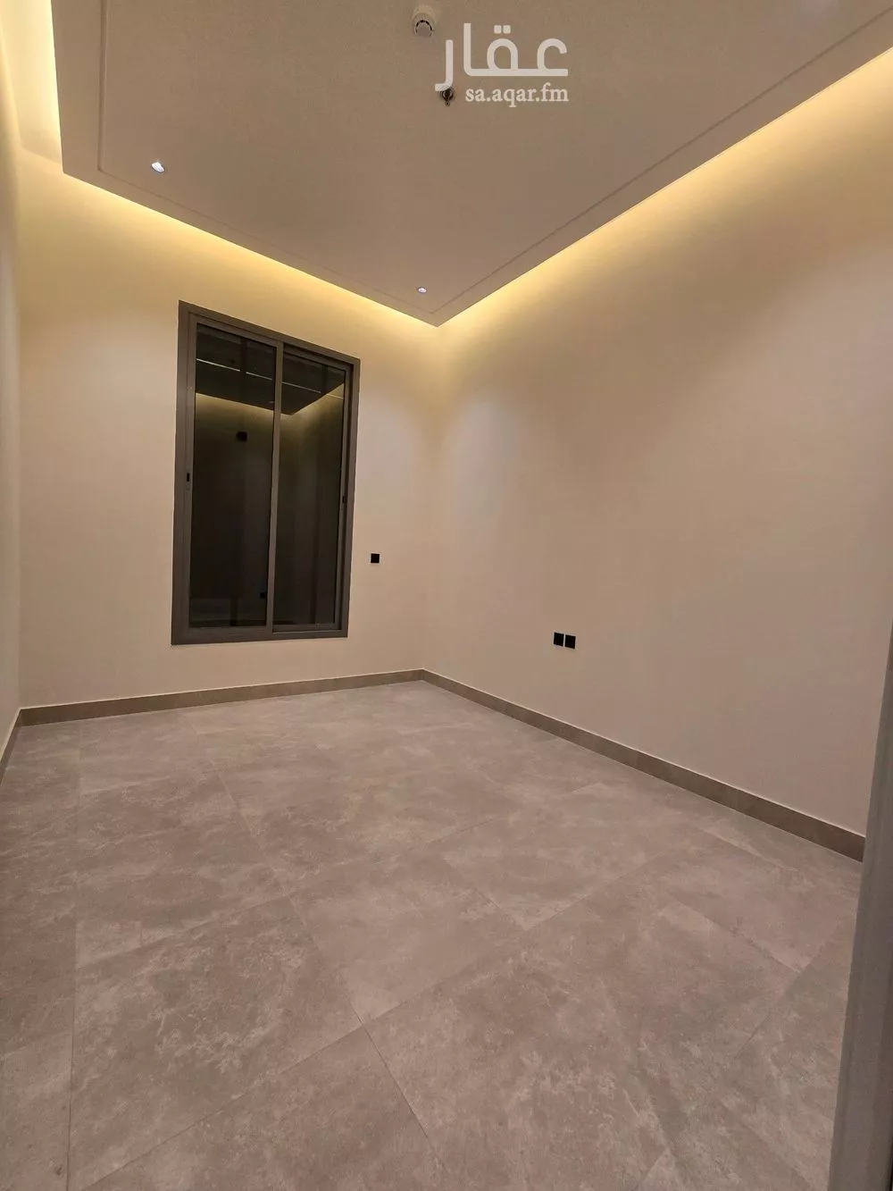 4 bedroom apartment in Al Yarmouk 8
