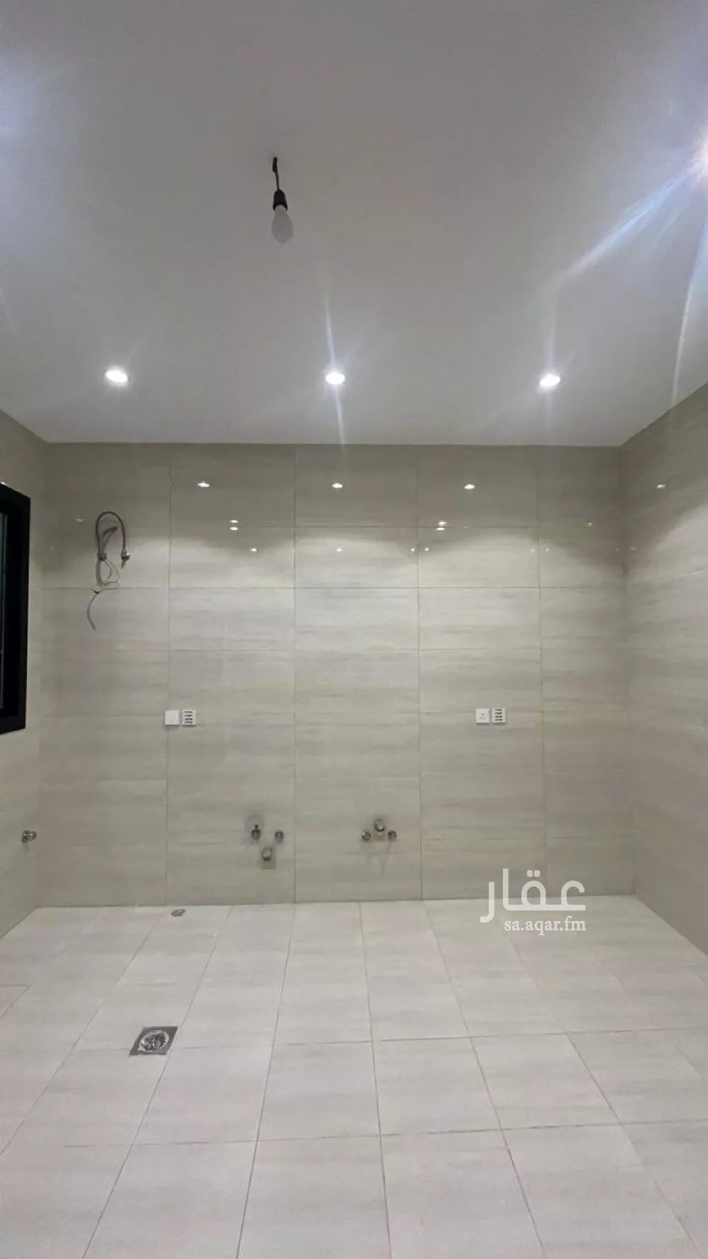 6 bedroom villa in Al Quraynah, Jeddah 17