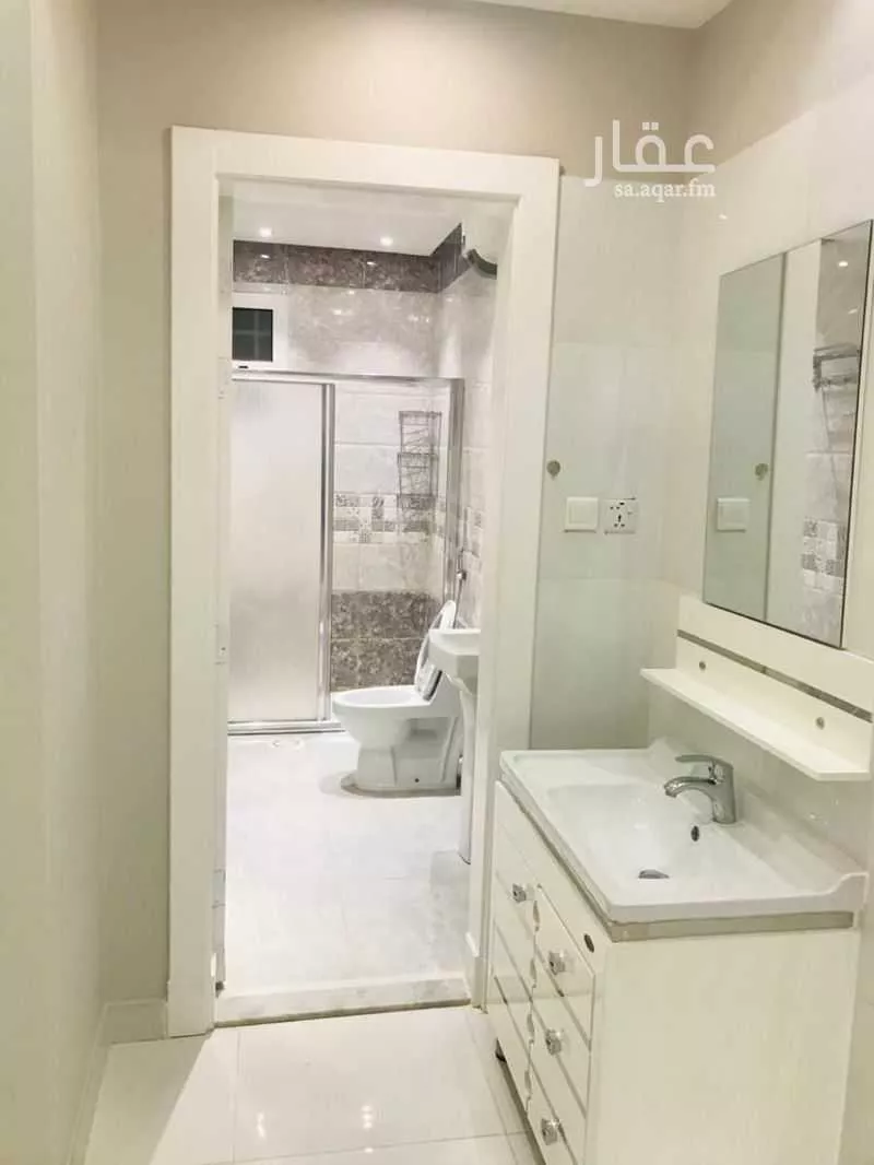 5 bedroom floor in Al Qairawan 10