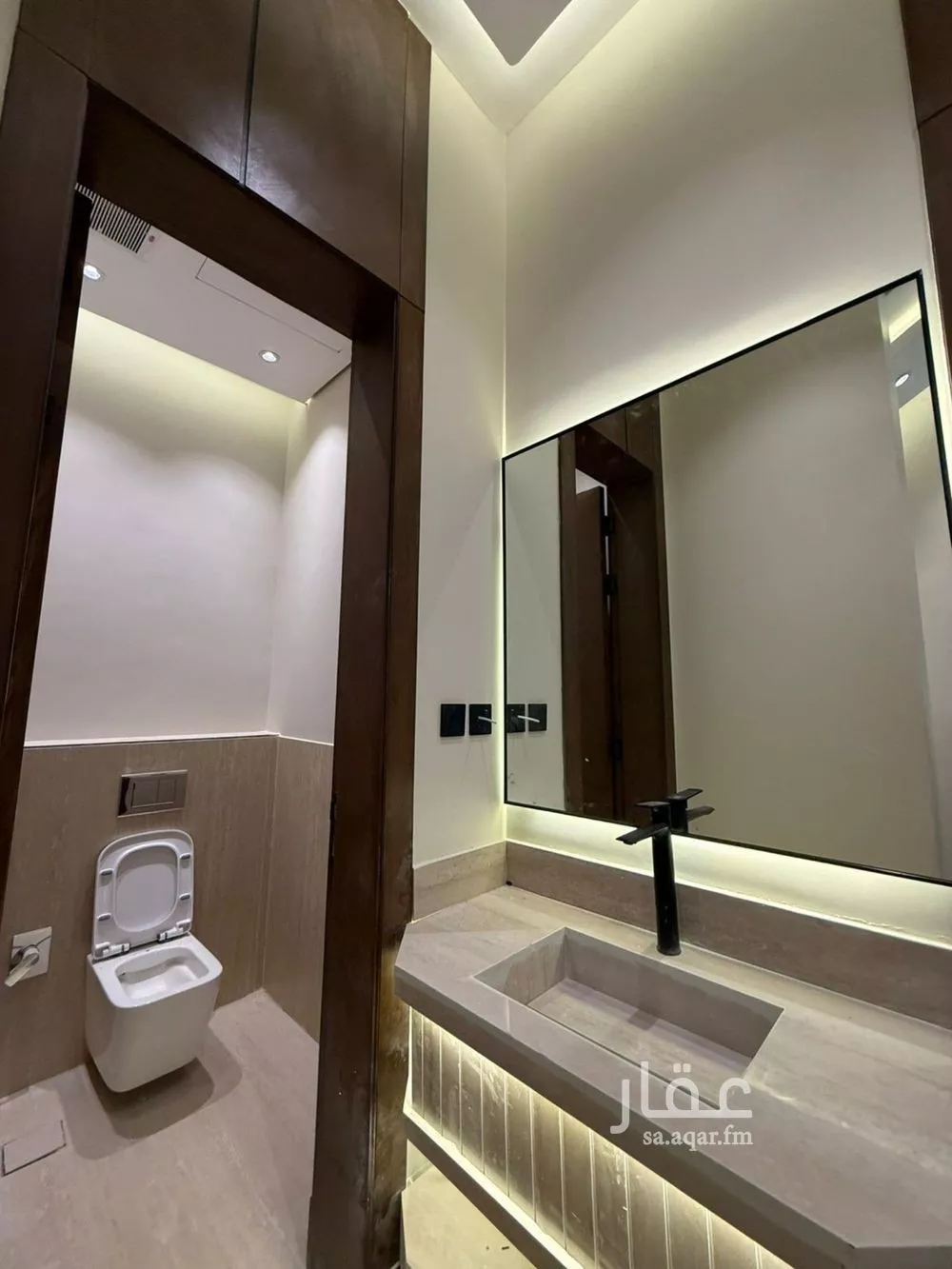 6 bedroom villa in Al Mahdiyyah 22