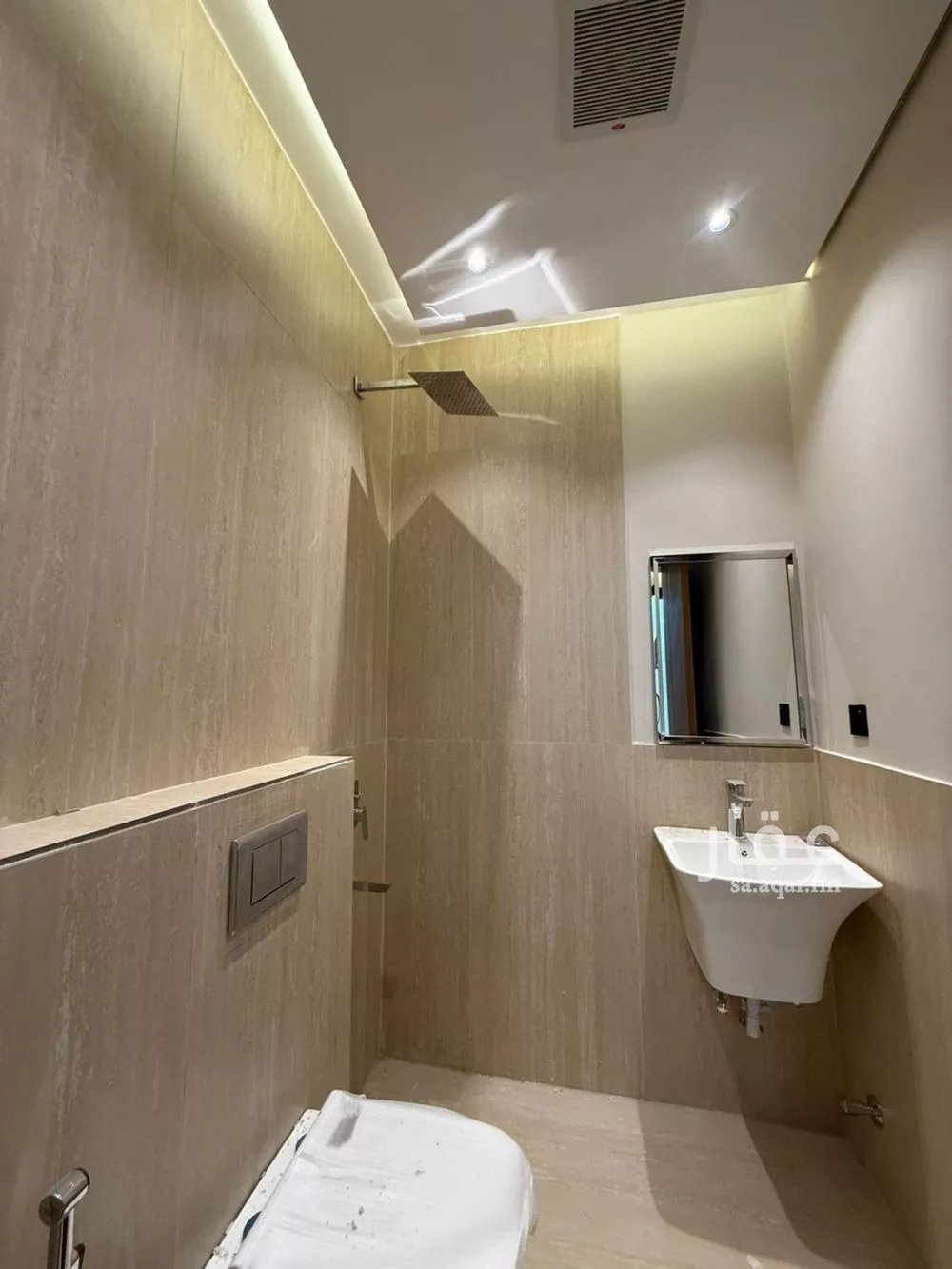 6 bedroom villa in Al Mahdiyyah 24