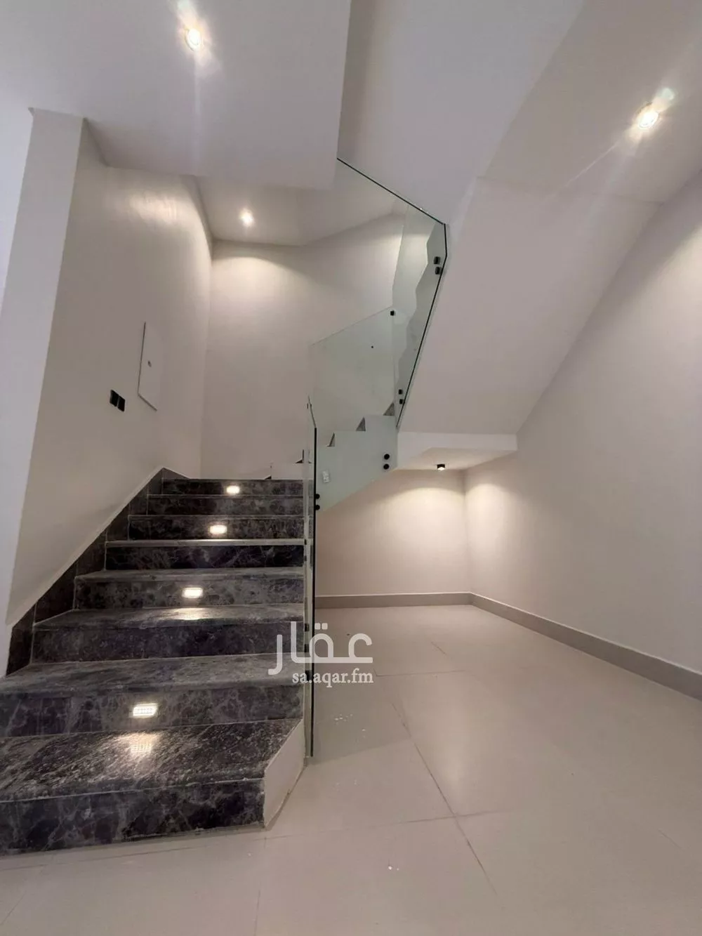 6 bedroom villa in Al Mahdiyyah 8