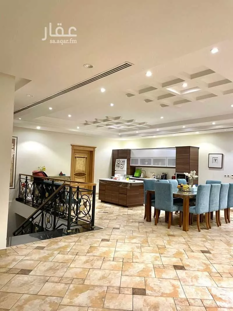 فيلا 6 غرف في الملقا 8