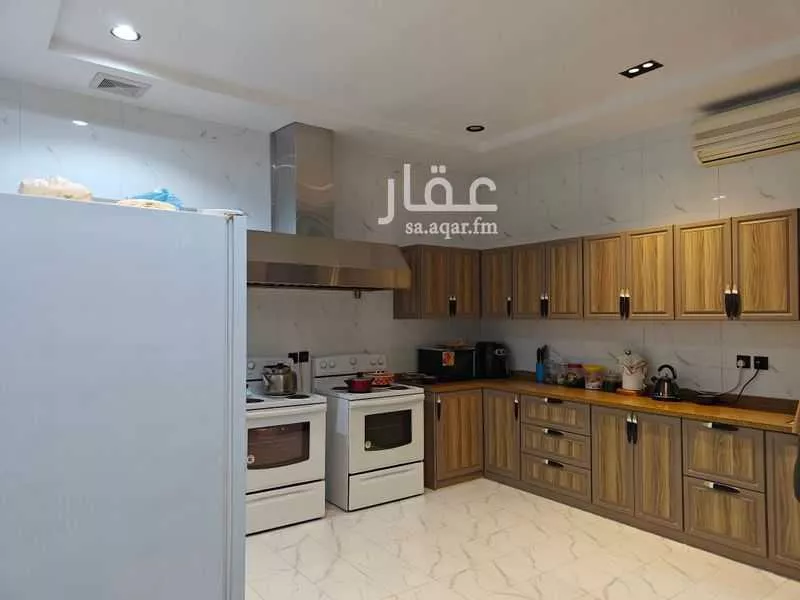 5 bedroom villa in Badr 6