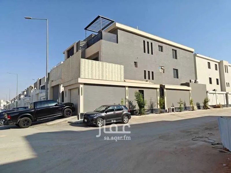 5 bedroom villa in Badr 8