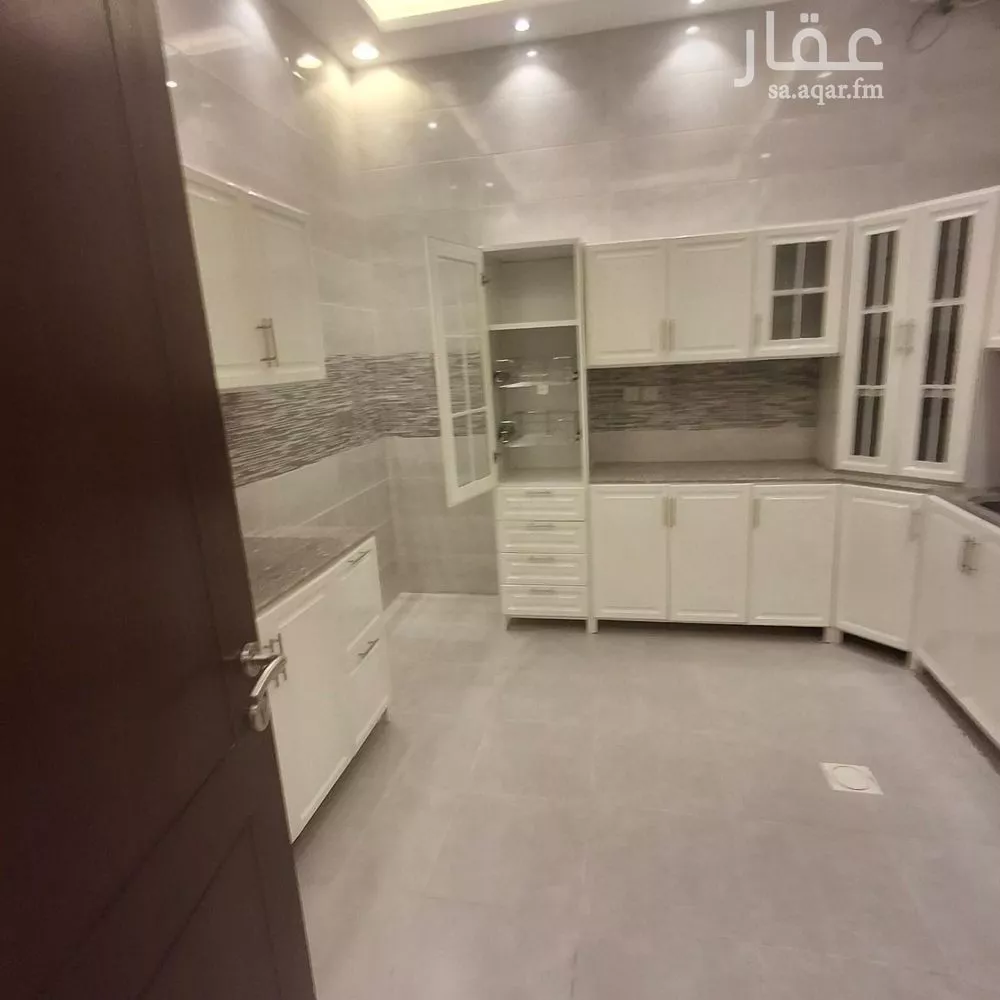 دور 3 غرف في النرجس 3