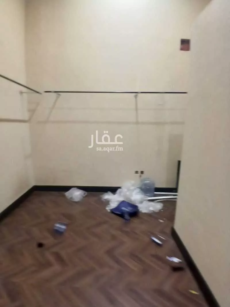 محل 790 م² في اليرموك 1