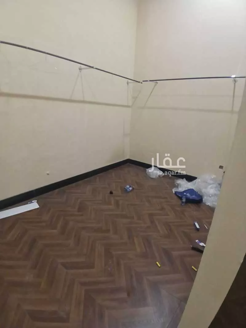 محل 790 م² في اليرموك 2