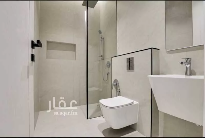 3 bedroom floor in Al Aqiq 3