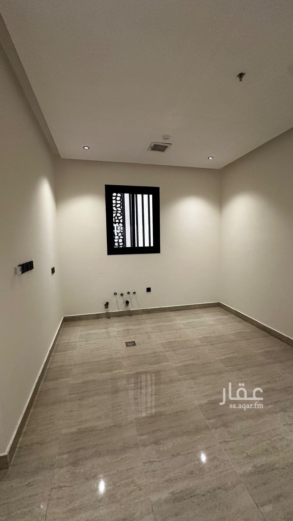 30 bedroom building in Dhahrat Laban, Riyadh 2