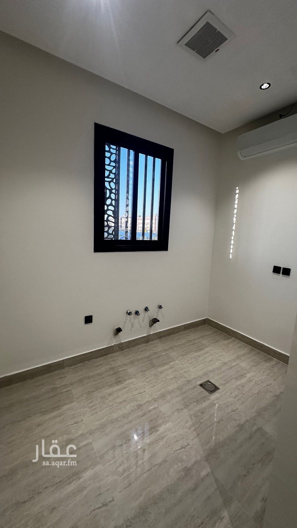 30 bedroom building in Dhahrat Laban, Riyadh 11