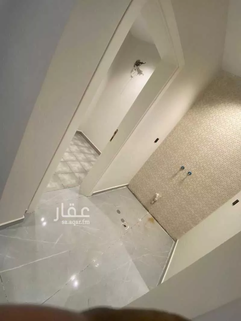 6 bedroom apartment in Al Salamah 6