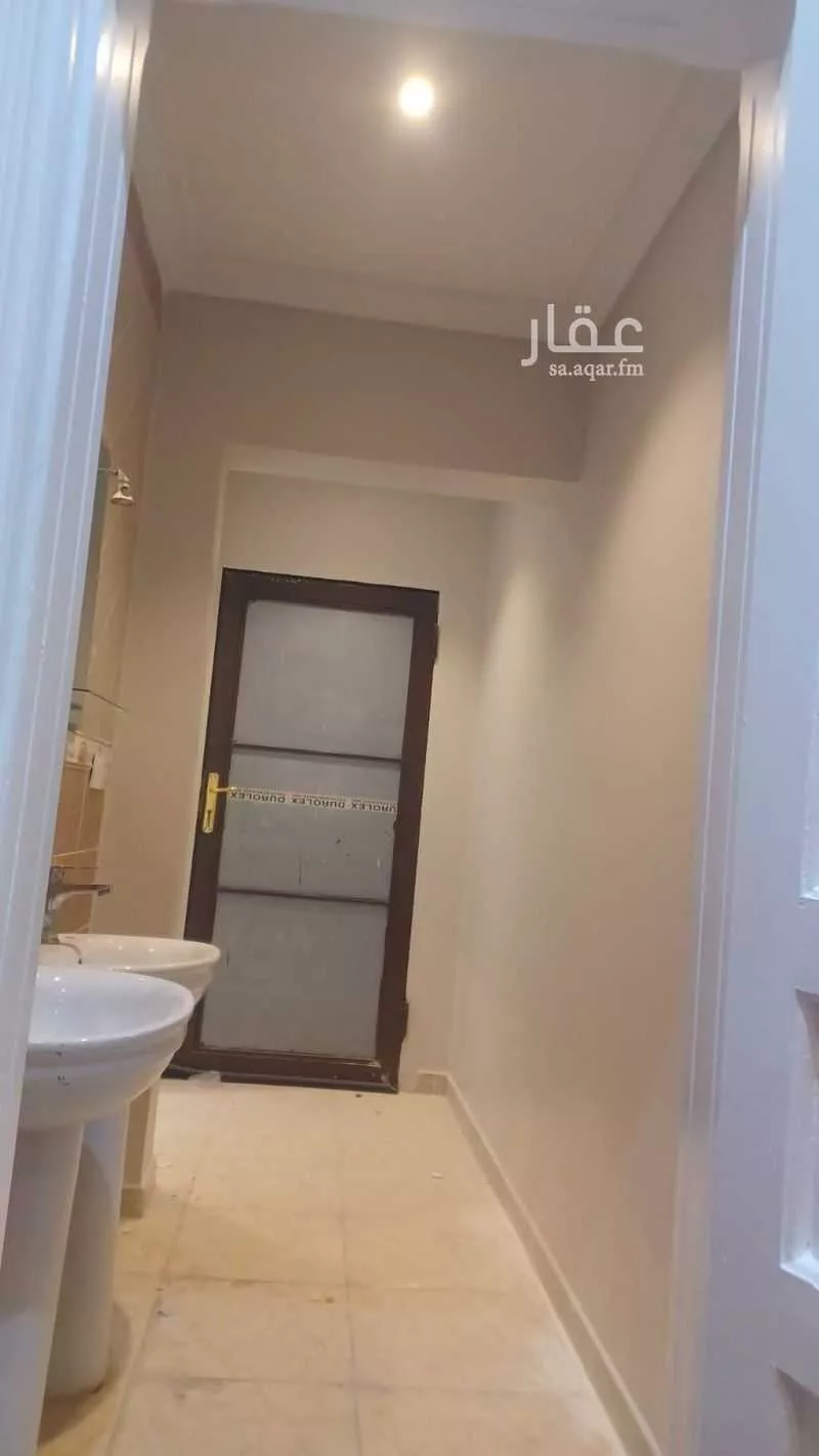 شقة 4 غرف في بطحاء قريش 2