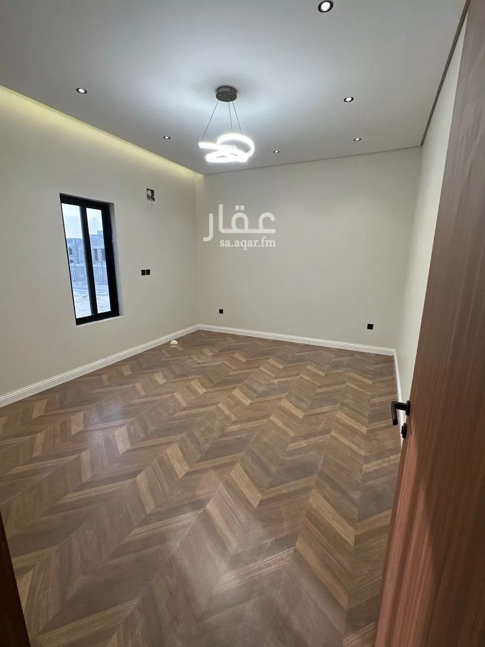 8 bedroom villa in Ash Sharq 20