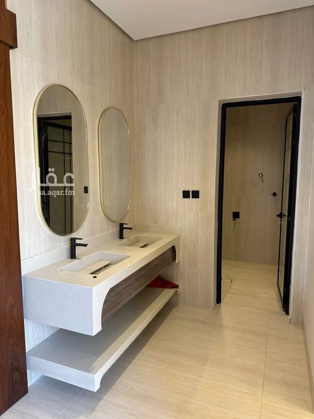 8 bedroom villa in Ash Sharq 6