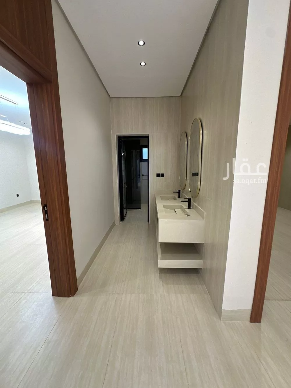 8 bedroom villa in Ash Sharq 9