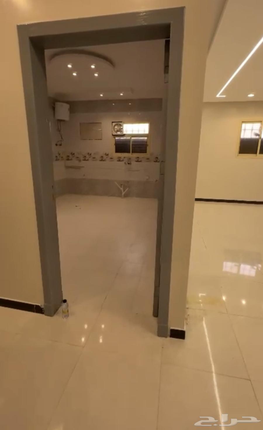 شقة 4 غرف في طويق 5