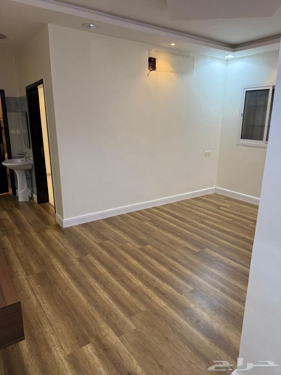 شقة 3 غرف في النهضة 4