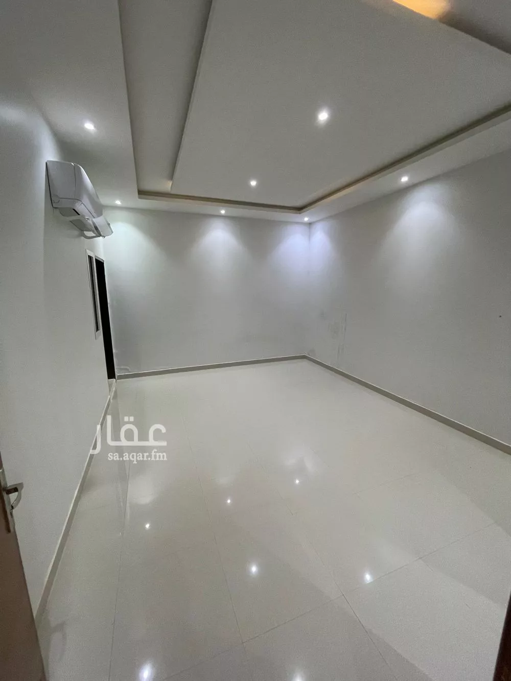 دور 5 غرف في العارض 15