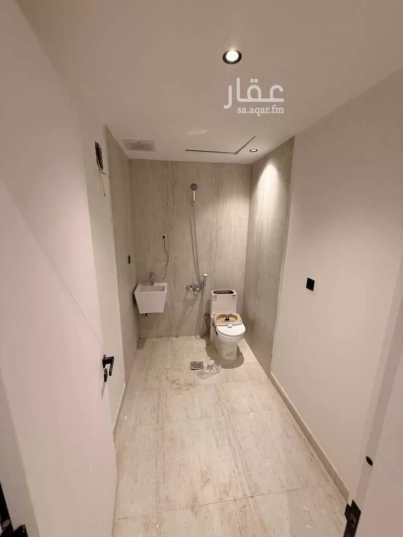 5 bedroom apartment in Ash Sharq 2