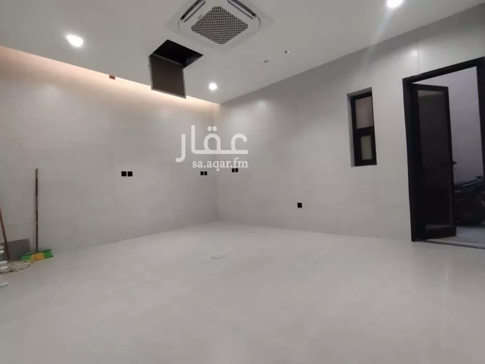 فيلا 6 غرف في المهدية 15