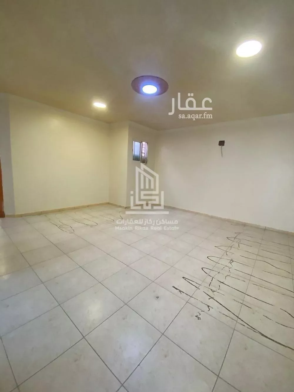 شقة 2 غرف في السعادة 5