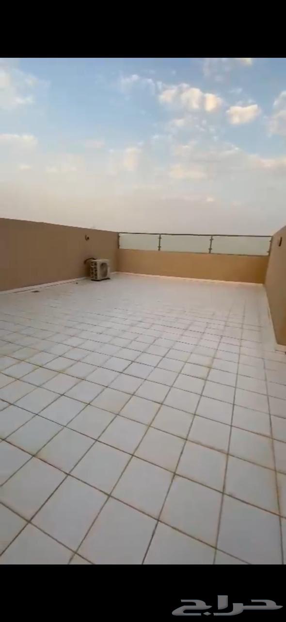 فيلا 7 غرف في عكاظ 5