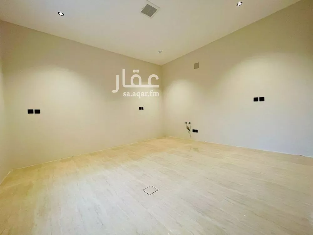 فيلا 4 غرف في المهدية 6