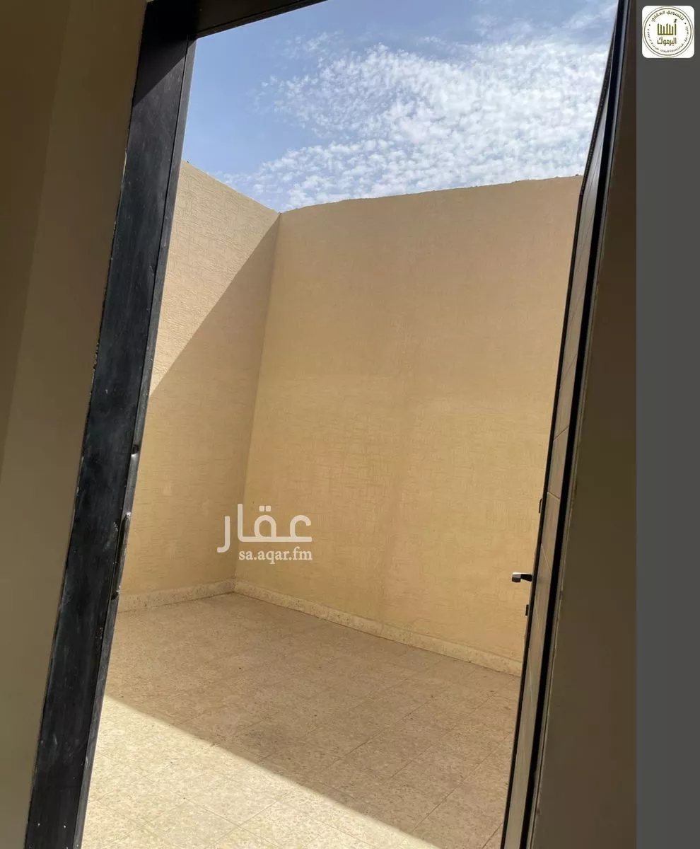 6 bedroom villa in Riyadh 13