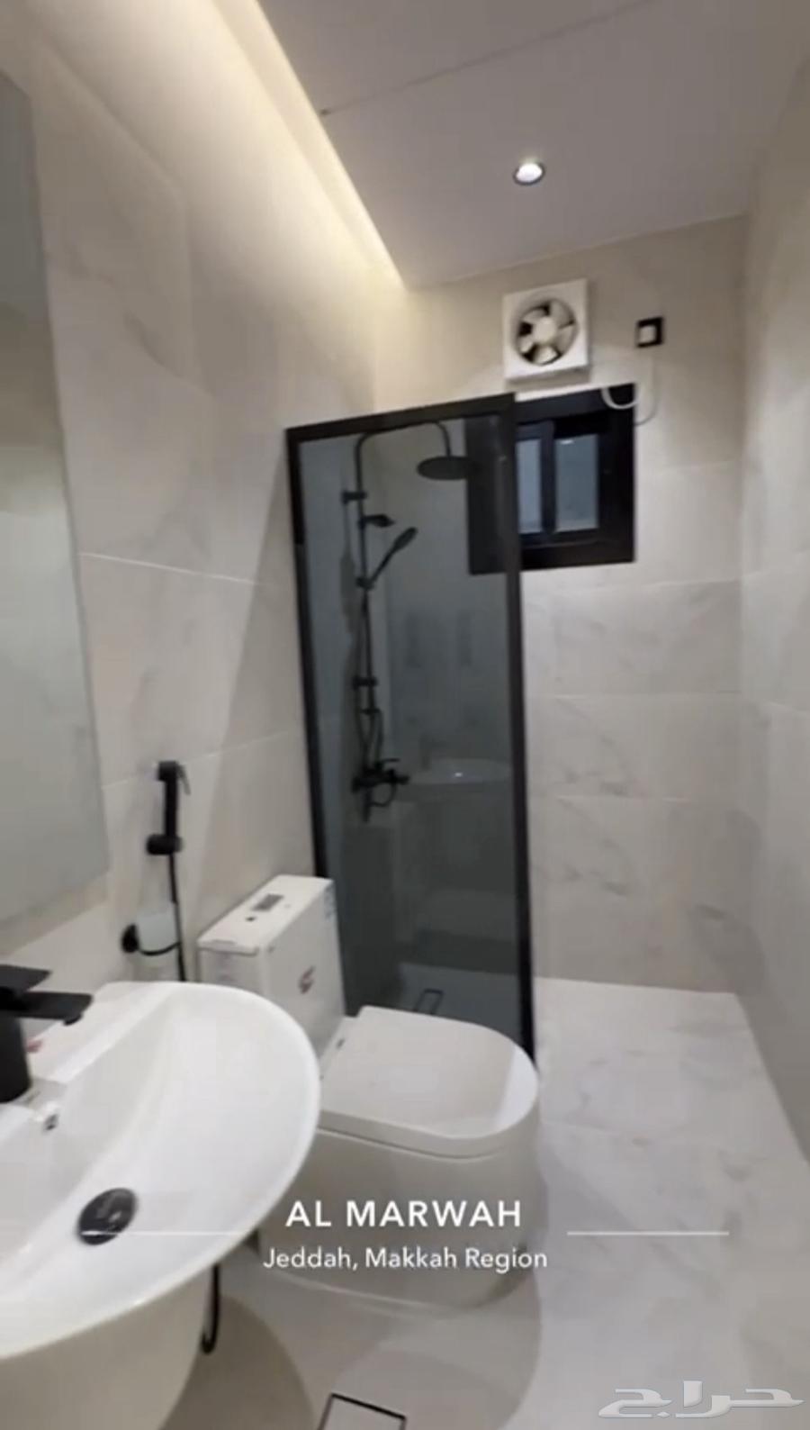 4 bedroom apartment in Al Marwa 8
