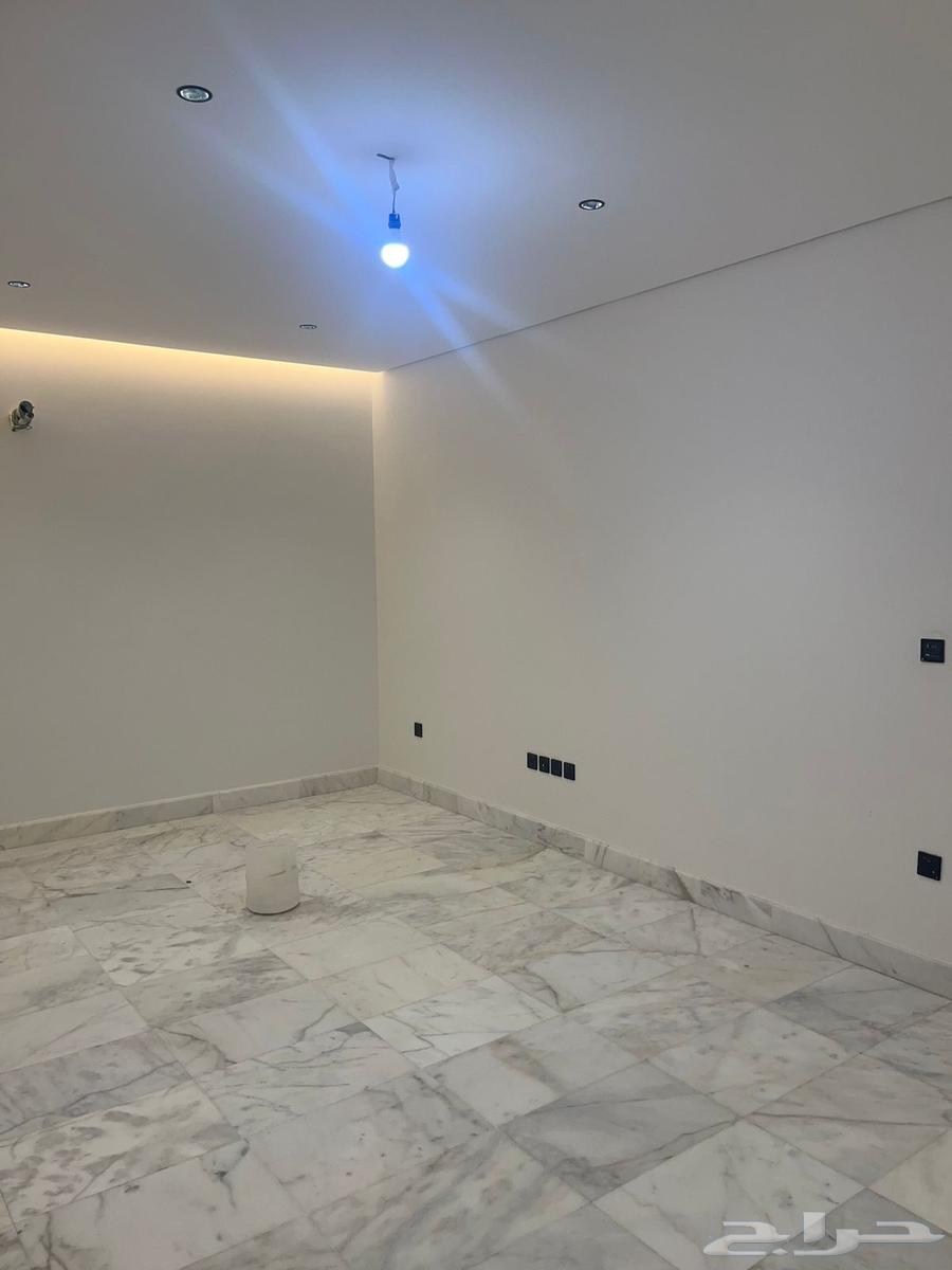 شقة 5 غرف في الفيحاء 5