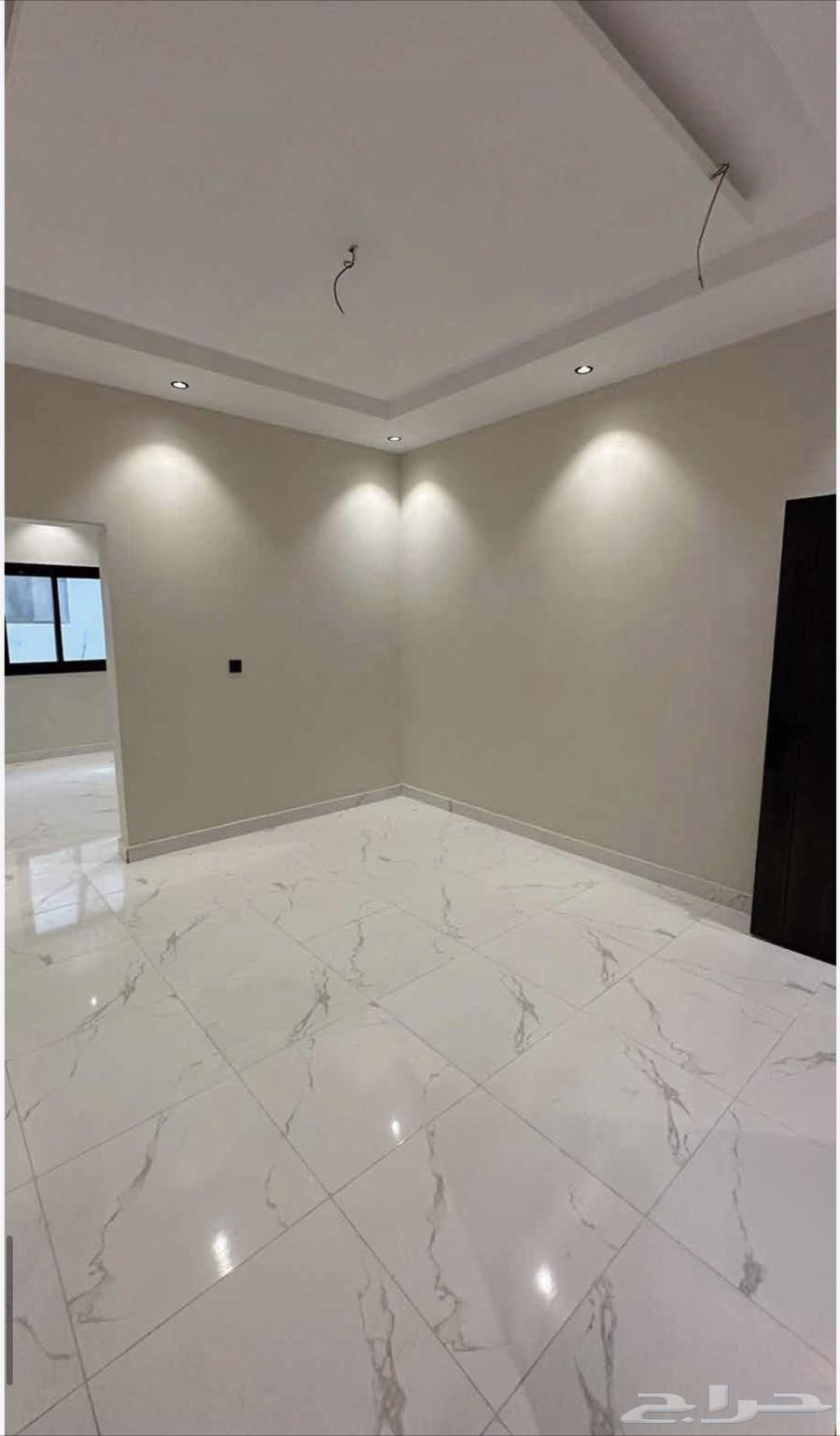 شقة 5 غرف في الصفا 5