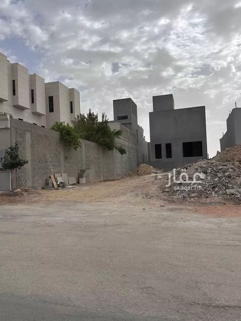 375 sqm land in Al Qairawan