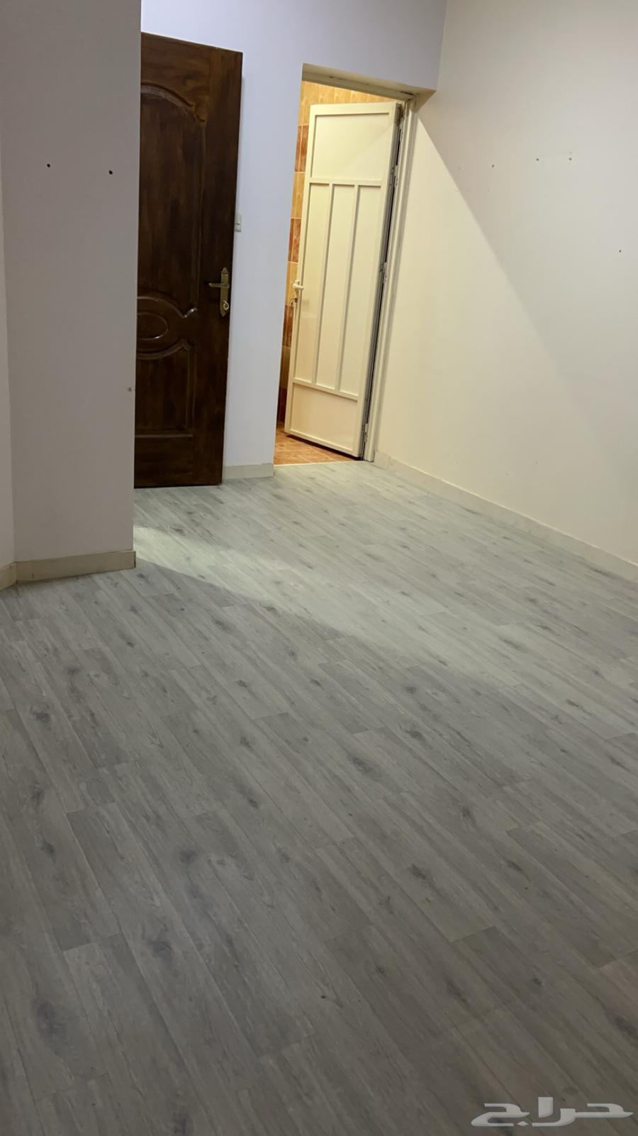 شقة  في الملك فهد 3