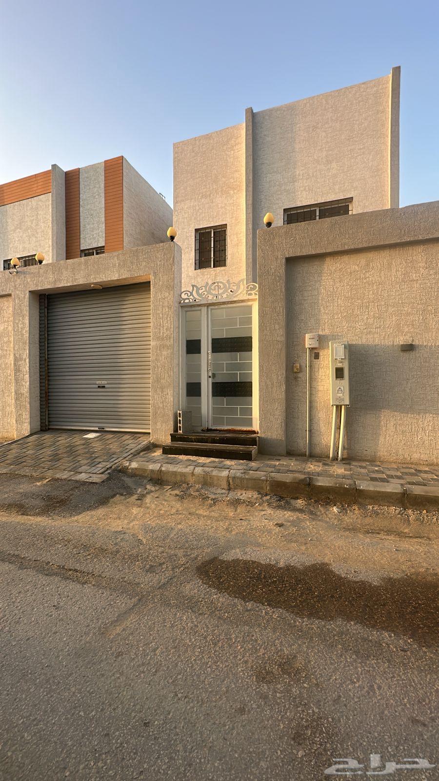 فيلا 6 غرف في الأمواج 1