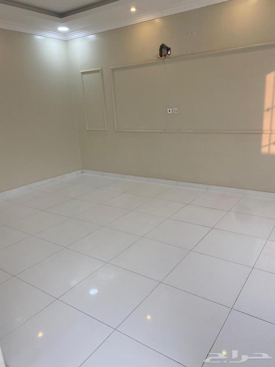 فيلا 6 غرف في الأمواج 3