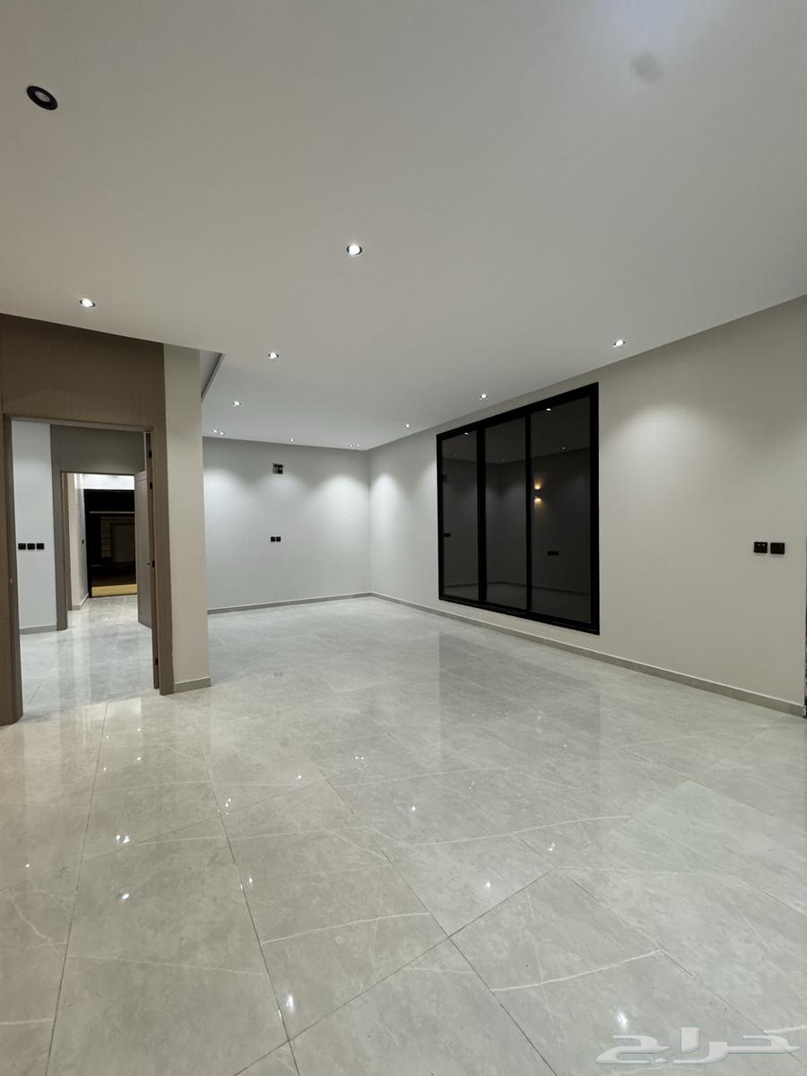 7 bedroom villa in Dahiat King Fahd 11